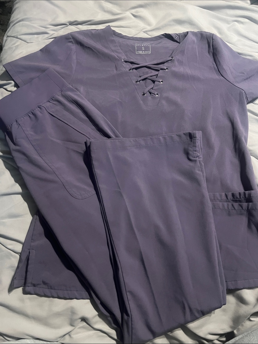 Easy stretch Lavender scrub set V-Neck Women's Top and flare pants